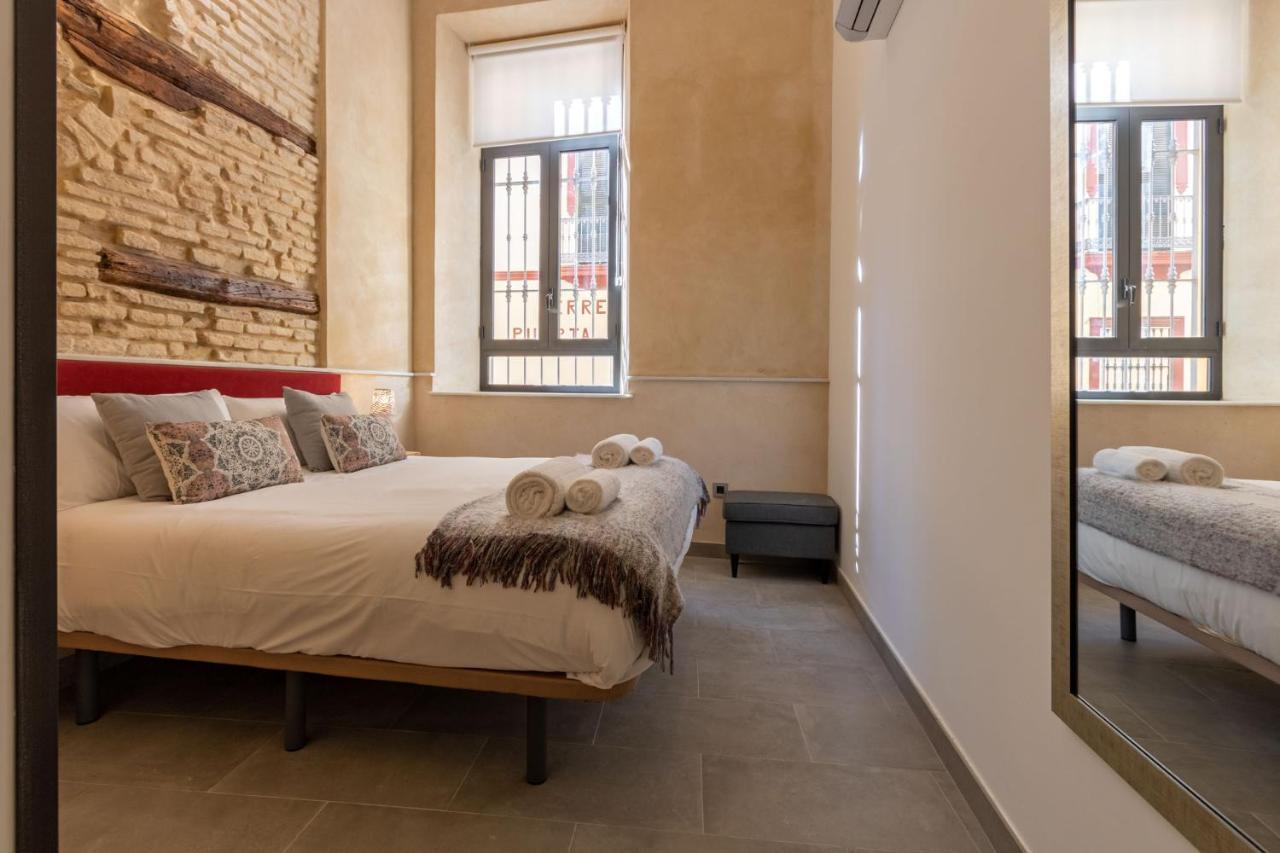 Nine O Clock San Agustin Suites Sevilla Exterior foto